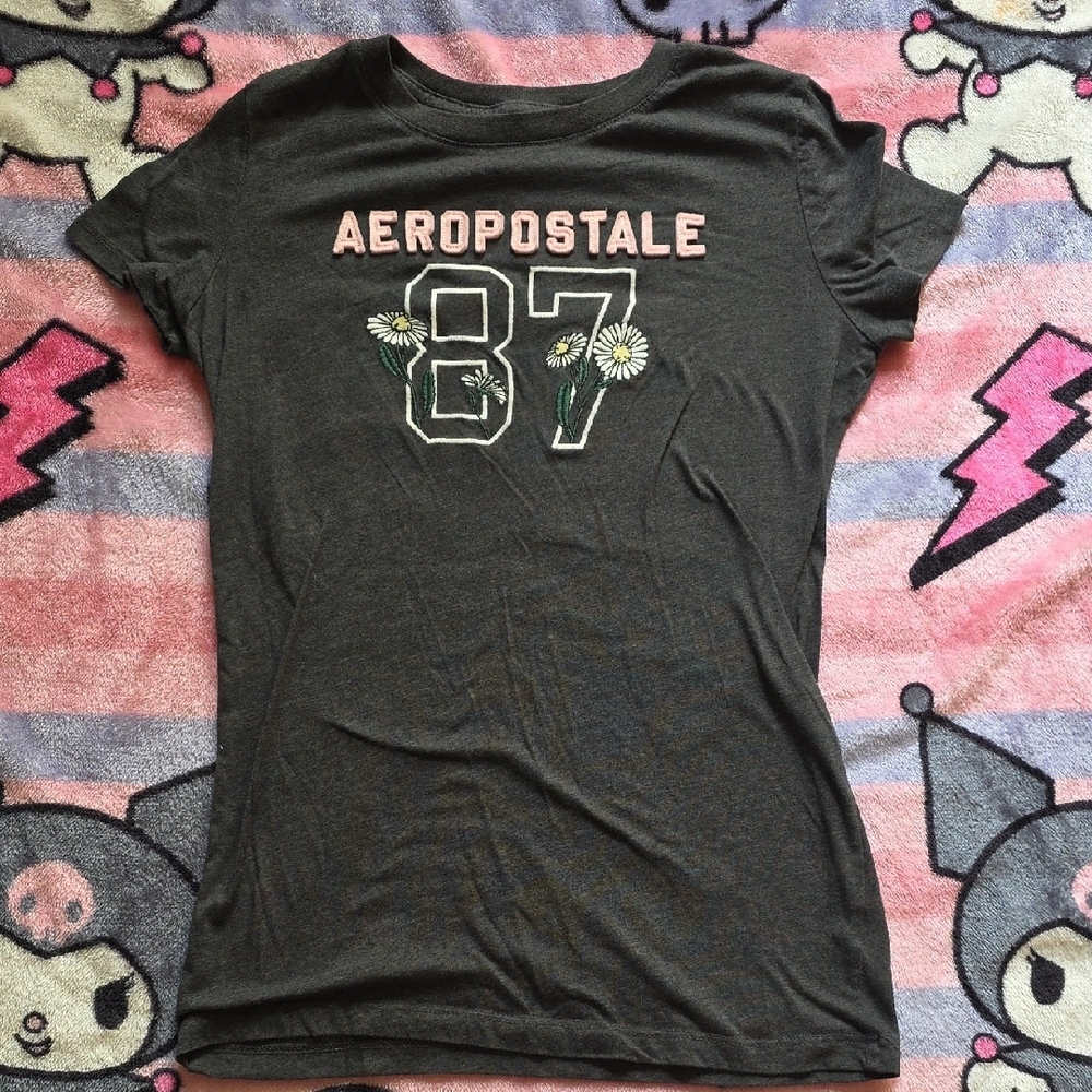 Aeropostale Gray Graphic Tee